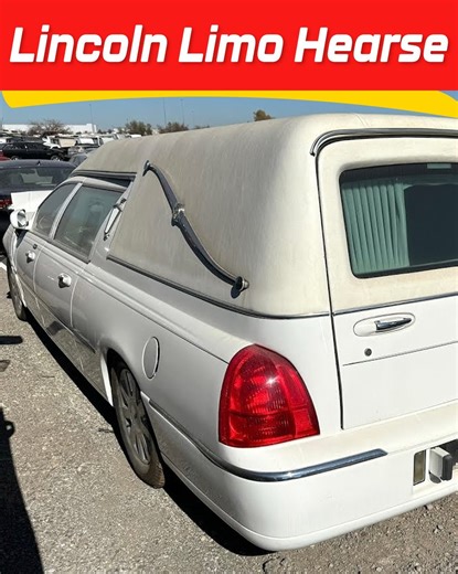 76K views · 1.3K reactions | This Lincoln Limo Hearse is at IAA for Sale SUPER CHEAP! | Auto Auction Rebuilds | Facebook