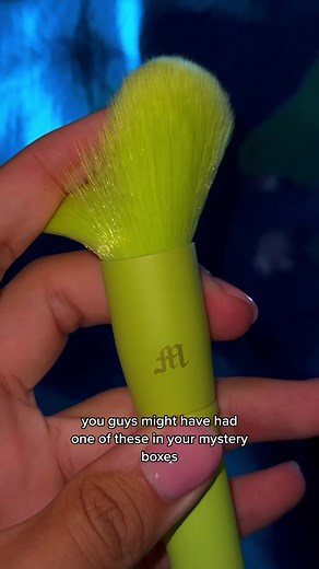 Perfect Powder Brushes for Flawless Makeup Application