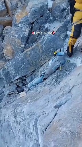 2.6K views · 22 reactions | Hillary step route where many climbers have lost their lives #summitchallenge #mteverest #mteverestsummit | Let's G Na | Facebook