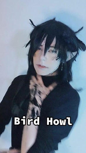 Transforming Howl into a Bird Cosplay