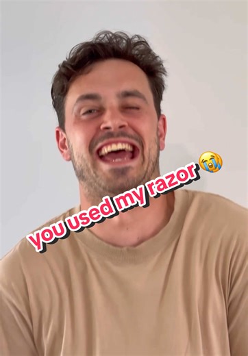 There is nothing better than a new razor & Schick is my go to for the smoothest shave 😉 Thanks Zac for pointing out that I need a new one. Do yourself a favour and shop the new look Schick Silk Hydro range from your closest grocery store or pharmacy! The Schick Silk Hydro Moisture Care Razor with its 5-curve sensing blades gives me an incredibly close shave while following the natural shape of my body @schickwomenanz #shaving #schickwomenanz #strengthinsoftness #schicksilkhydro #ad