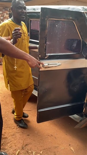 Full video is out 🎥 Family outing, good vibes, and unforgettable moments. Don’t miss it 🙏