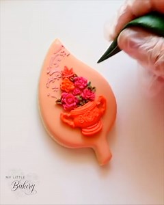 Autumn Cookies 🍁 Thank you for sharing! #cookieart #mylittlebakery #autumn #cookies #cookieartist | My little bakery