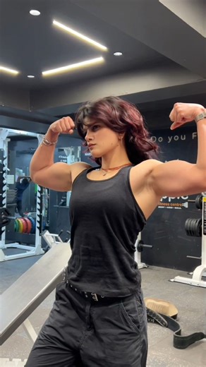 RADHIKA MAKWANA on Instagram: "Creatinepaglu ! Use my code POOKIEMB @muscleblaze #gymgirl #gymmotivation #fitgirl"