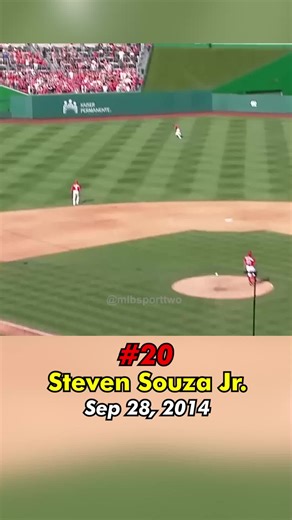 Impressive MLB Diving Catches Compilation