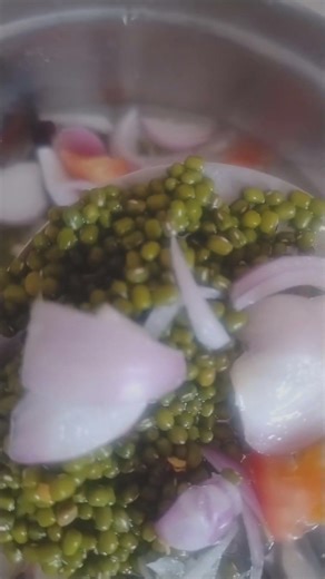 சூடான கோதுமை உப்புமா சுடசுட சோறு பீன்ஸ்அவரைபொரியல் பச்சைப்பயறு கடையல் #food #reels #lunchtime