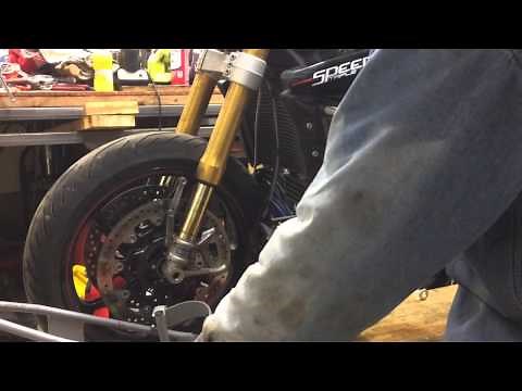 Fork Leaking Removal Triumph Speed Triple R