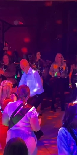 Dancing Doug Getting Down To One Of His Favorites! Double Dutch Bus!! #djjayknip #boogienights #livehighlights #tiktoklive #LawrenceburgIndiana