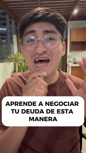 💳⚠️ Aprende a negociar tu deuda de forma inteligente Si te llaman diciendo que debes S/10,000 😬 No siempre significa que tengas que pagar ese monto completo. En algunos casos, las deudas son cedidas a terceros que buscan recuperar lo invertido 💡 Por eso, negociar puede ayudarte a obtener mejores condiciones o descuentos (según cada caso). La clave no es ignorar la deuda… Es entender cómo manejarla 🧠 Si quieres aprender cómo hacerlo paso a paso, entra a la comunidad del link del perfil 🙌🔔 #