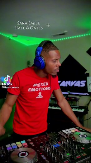 The best of #HallandOatesTok continues with @C A N V A $. Groove to this mashup. #hallandoates #sarasmile #jericho #iniko #mashup