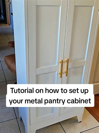 Tutorial on how to set up your metal pantry cabinet. #kitchencabinets #customcabinets #storageshelves #customcabinetry #storagedrawers