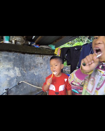 377K views · 19K reactions | मेरो नानीहरूको प्रत्येक बिहानको कामहरू यस्ता छन्  #lifestyle #Limbu #viralchallenge #village #indian #villagelife #northeast #sikkim | Anzum Ten | Facebook