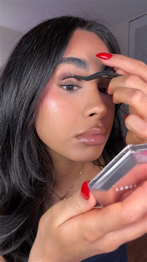 ‎اما‎ on Instagram‎: "فقط چند ثانیه زمان برد! Obsessed🫶🏽 @lillylashes"‎