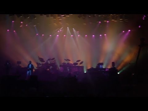 GENESIS - Tonight, Tonight, Tonight (live in London [Wembley] - 4th night, 04/07/1987)