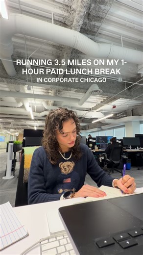 Emily Tudor on Instagram: "To everyone who asks… YES I take showers after running and YES I eat lunch 😂 also, YES this is all within an hour. Also, if you wanna get into running… I highly recommend @endorphinsrunning ! Plus, you can get 2 weeks free with my code EMILYT and at the link in my bio. 🫶🏃‍♀️ #cometoworkwithme #corporatelife #chicagocontentcreator #vlog #hybridathletelife corporate life in chicago mini vlog hybrid athlete girl young adult day in my life gym girl runner"