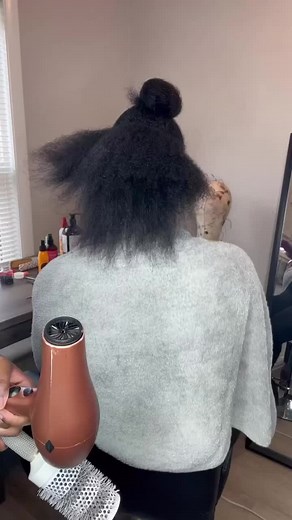 Another itip Vixen install ❤️ I used 200 grams of 22 inch yaky straight extensions 🫶🏾 #Vixen #Fyp #Itip #Microlinks #Mke #Extensions #Hair