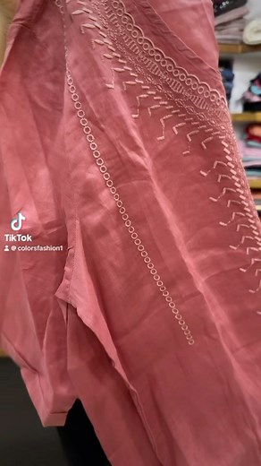 Peper tee | Colors Fashion