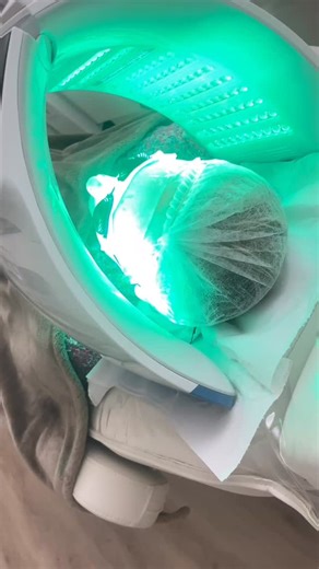 And… Relax ☺️ 🌟 Does your skin need a boost? LED Light Therapy could be the solution! 🌟 ✨ What is LED Light Therapy? A non-invasive treatment utilizing the power of light to renew, repair, and heal your skin without invasive procedures or recovery time. It helps to reverse signs of aging, clear acne, soothe rosacea, reduce pigmentation, and much more! 🌈 Benefits of LED Light Therapy: - Improves skin texture - Boosts collagen production - Reduces cellulite - Increases skin hydration - Minimise