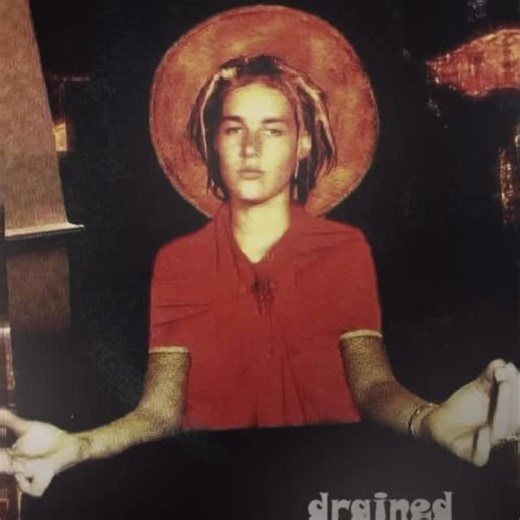 Luiza on Instagram: "gonna start posting my edits here cause I lost access to my TikTok account “ilovebengillies” 💔. if anyone can help, message me asap. #silverchair #danieljohns #rock #90s #frogstomp"
