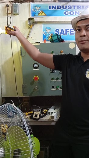 Performed one lamp controlled by smart switch using Smartlife app. Building Wiring Installation Troubleshooting and Maintenance Conventional and modern smart electrical devices. #highlightsシ゚ #CaragaRegion #SmartLiving #SmartHome | Electrical Apprentice