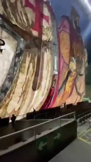 Minho Derby BragavsVitória TIFO CENSORED BY THE POLICEThe ropes intended to raise the tifo were cut just by the police two hours before kick-off. Tension increased, clashes ensued, about 50 fans were identified, and many ended up facing serious police charges🇵🇹 21.02