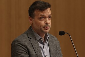 Athens' Overtourism Dilemma: 7 Million Visitors, Minimal Financial Gains - The National Herald