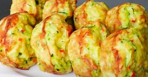 DIY Zucchini Cheese Muffins