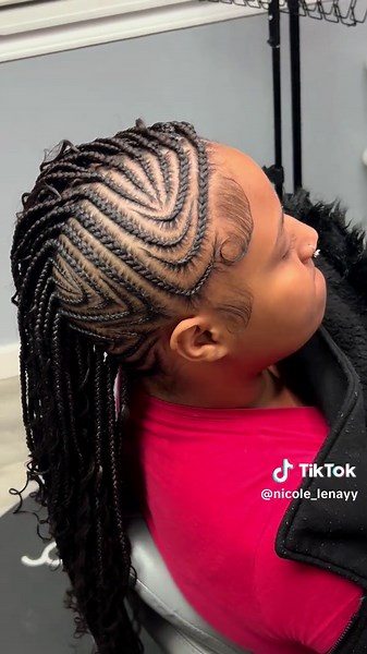 Freestyle Braided Mohawk⭐️. #fyppppppppppppppppppppppppppppppppppp #fypシ #braidstyles #braidedmohawk #haircontent #hairstyles #layers #CapCut #blackgirlhairstyles #blackbeauty
