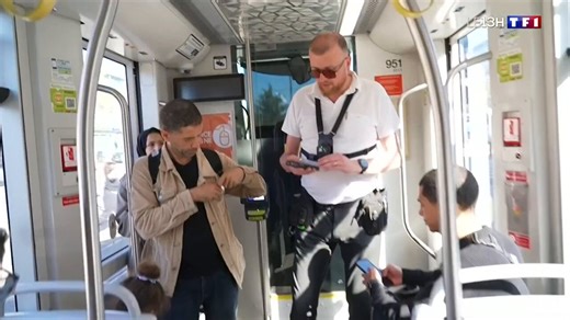 Dans les transports en commun de Saint-Etienne, la présence est renforcée pour sécuriser les voyageursÀ Saint-Étienne (42), une nouvelle brigade de sécurisation des transports, mobilisant policiers et gendarmes, patrouille depuis un mois dans les bus et tramways lors des périodes les plus sensibles.Ce dispositif inédit permet de renforcer la présence sur le terrain, de rassurer les usagers et d’interpeller les auteurs d’infractions.Déjà, plusieurs individus ont été interpellés, notamment en poss