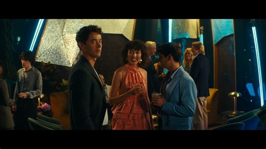 Une nouvelle comédie romantique une chanson de Taylor Swift = ❤️ Le film PEOPLE WE MEET ON VACATION, le 8 janvier. | Netflix