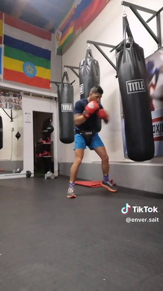 5 Benefits of Boxing: Improve Heart Health, Weight Loss, Strength, Balance & Decrease Stress