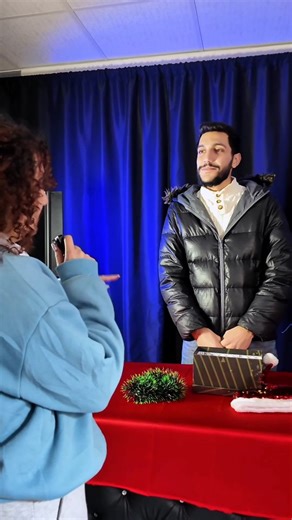 Addvert.it | social media services on Instagram‎: "استنوا ريل الهدايا 🤭❤️🎈"‎