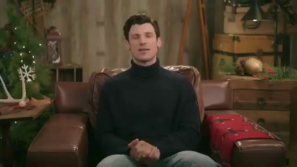 Stream It Or Skip It: 'Finding Mr. Christmas' Season 2 on Hallmark, an entertaining sophomore season featuring 10 Hallmark hopefuls competing to become the next holiday heartthrob