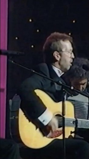 Eric Clapton performing "Alberta" at Royal Albert Hall in 1996.