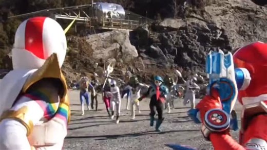 Tokusatsu Fan on Instagram: "[Kikai Sentai Zenkaiger vs. Kiramager vs. Senpaiger] Kiramai Red and Zenkaizer get saved by the Senpaigers The Senpaigers are a group of Super Sentai leaders from Gokaiger to Zenkaiger (Gokai Red, Red Buster, Kyoryu Red, ToQ 1go, Aka Ninger, Zyuoh Eagle, Shishi Red, Lupin Red, Patren 1go, Ryusoul Red, Kiramai Red and Zenkaizer). They originally debuted as a group of veterans in Donbrothers, however #tokusatsu #supersentai #toku #tokufans #tokusatsuindonesia #zenkaige