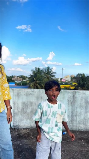 Dancer | mom❤️🌍 rock son shock😅 follow @preetham_dancer_p #treandingreels #trendingnow #explorar #explorer #explorepage✨ #viralvideos #viralpost... | Instagram