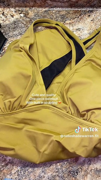 Spring Swimwear Prep: Classy One-Piece Try-On