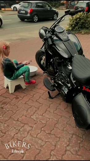 Well done, little girl #harleydavidson #harley #motorcycle #custombike #roadtrip #choppers #moto #biker #bikers #bikerslife #bikerlife #bikerbabe