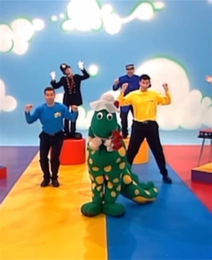 Dorothy The Dinosaur & Whenever I Hear This Music (1998 Version) #thewiggles #wiggles #anthonywiggle #gregwiggle #murraywiggle #jeffwiggle #australia #childhood #kidsshows #nostalgia #thewigglesfans #wigglesfan #ogwiggles #ogwigglesclassic #anthonyfield #gregpage #murraycook #redwiggle #purplewiggle #bluewiggle #yellowwiggle #fyp #foryou #fypシ #childhoodmemories #childhoodmemory