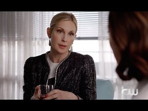 Dynasty 1x12 -- Kelly Rutherford Guest Stars