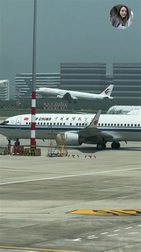 the beautiful female captain flying the aeroplane in the sky with people ✈️🛫✈️