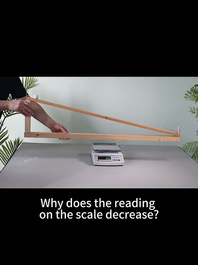 Why does the reading on the scale decrease? #thinking #science #scienceismagic #education #physics
