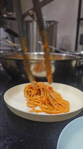 Spaghetti Napolitana / Pomodoro / Red Sauce Spaghetti Pasta by Chef Naman #dinnertime #favoritedish