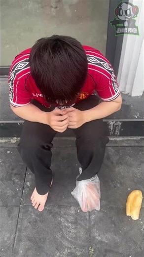 Bro me Robo La COMIDA💀😭(Parodia En Español) Memes En ESPAÑOL #shorts #humor