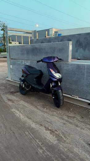 Viva la Moped: Tuned Peugeot 70cc Performance