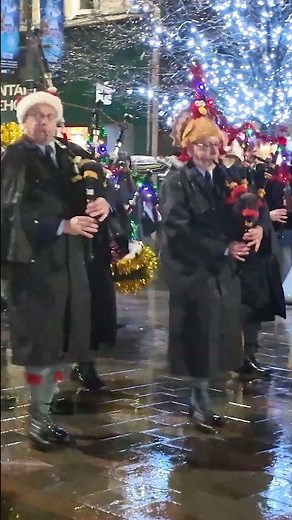 #festive Perth #pipeband lead parade through city Streets for #christmas 2025 #celebrations #shorts