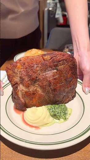 1kgの厚切りポークステーキが食べられる🍖低温調理されたお肉はしっとり柔らかい！！【中目黒：マロリーポークステーキ】