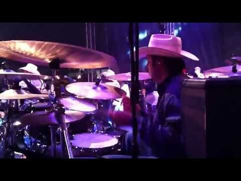 Coqueta ! Intocable en vivo ! Grito independencia Macroplaza mty 2013 by drummer4alls