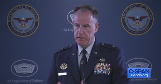 Pentagon Briefs on Active-Duty Troops' Role at Border