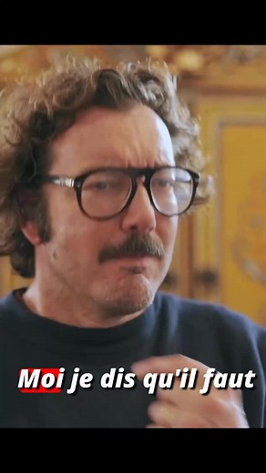 Une nouvelle carte d’identité est possible #lesfilmsalarrache #sketch #humour | Les Films à l’Arrache